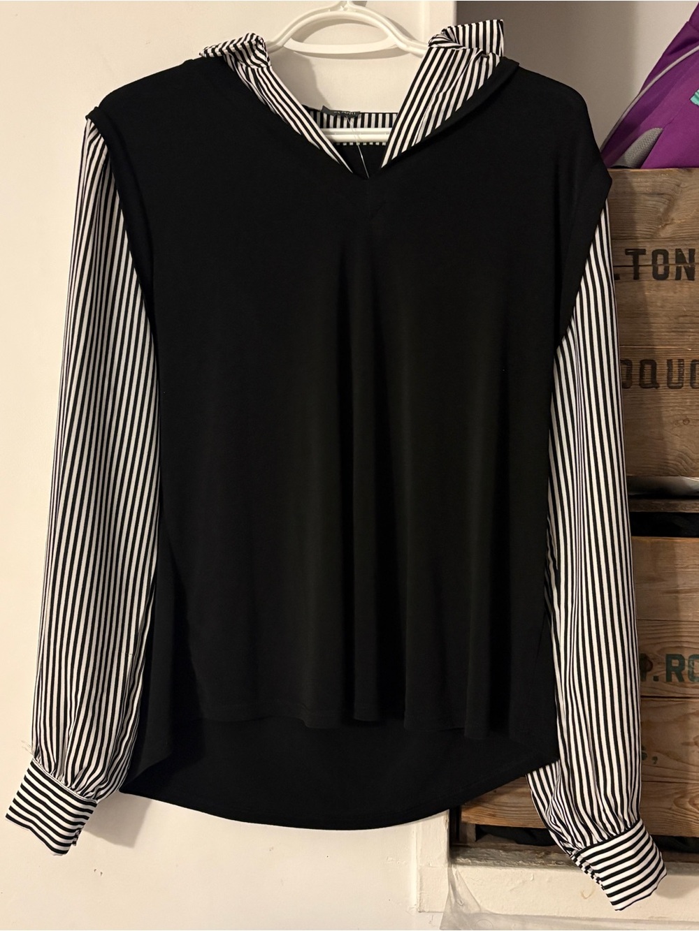 Adrianna Papell Layered Blouse Top with Black & White Striped Sleeves Size Large